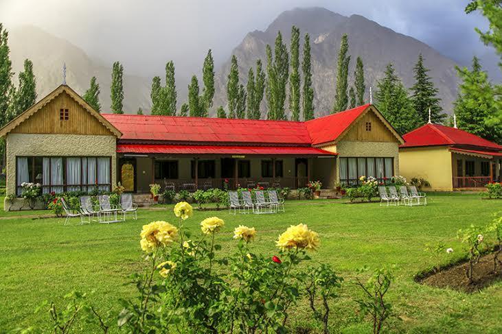 Shangrila Resort Hotel Skardu Exterior photo